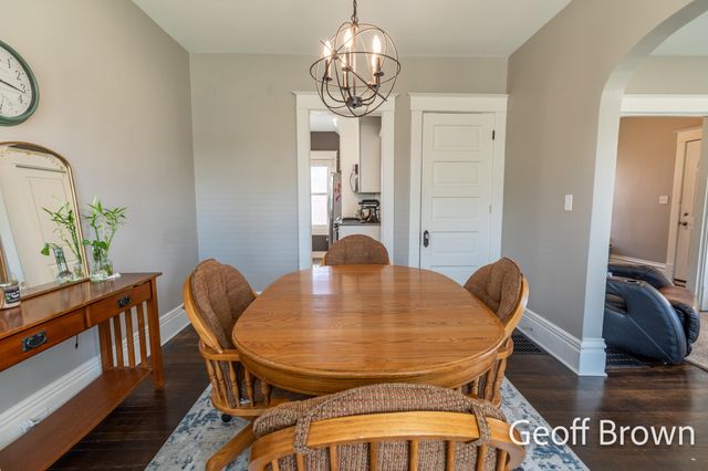 457 James Avenue Se, City Of Grand Rapids, MI 49503