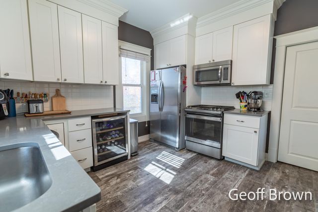457 James Avenue Se, City Of Grand Rapids, MI 49503