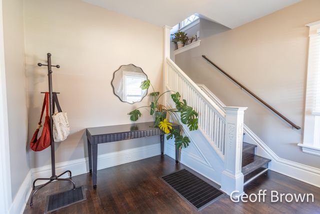 457 James Avenue Se, City Of Grand Rapids, MI 49503