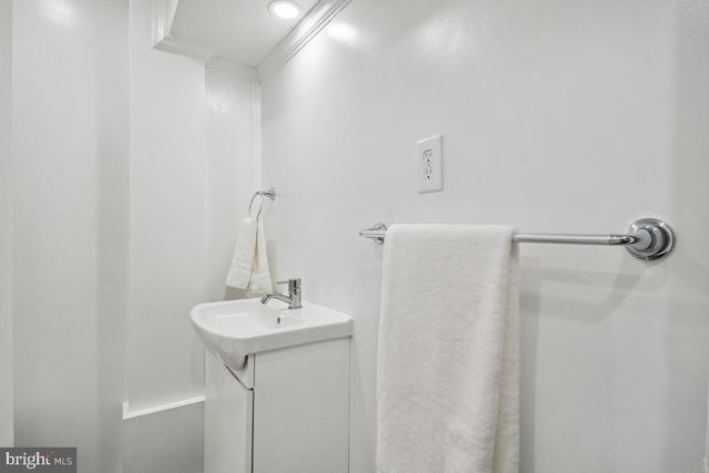 8012 HAMPDEN LANE, Bethesda, MD 20814