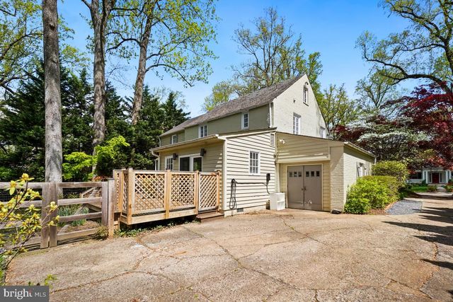 8012 HAMPDEN LANE, Bethesda, MD 20814