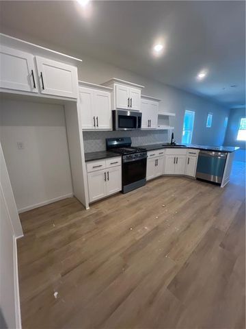1600 Cottonwood Creek Avenue 3, Kearney, MO 64060