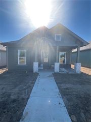 1600 Cottonwood Creek Avenue 3, Kearney, MO 64060