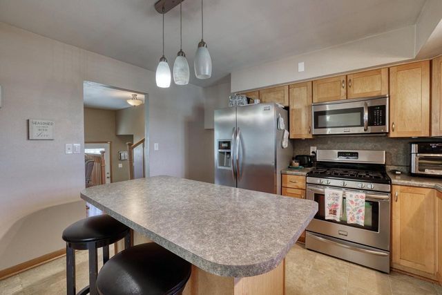 4605 N 107th STREET, Wauwatosa, WI 53225