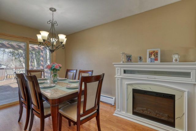 4605 N 107th STREET, Wauwatosa, WI 53225