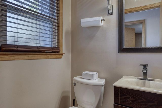 4605 N 107th STREET, Wauwatosa, WI 53225