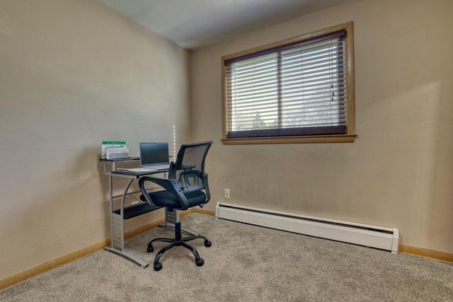 4605 N 107th STREET, Wauwatosa, WI 53225