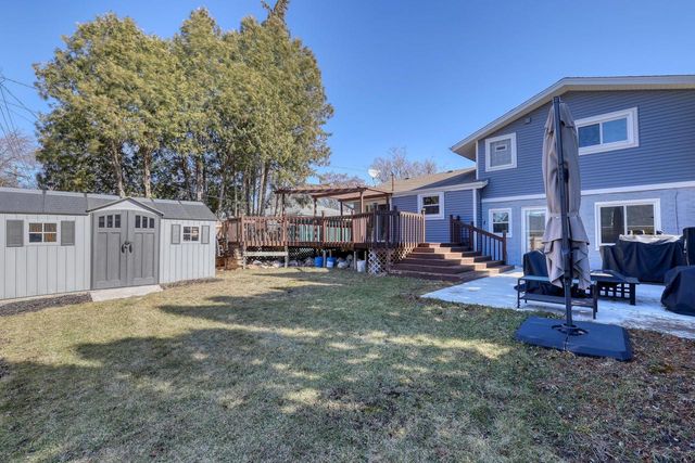 4605 N 107th STREET, Wauwatosa, WI 53225