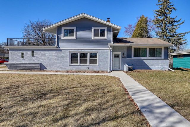 4605 N 107th STREET, Wauwatosa, WI 53225