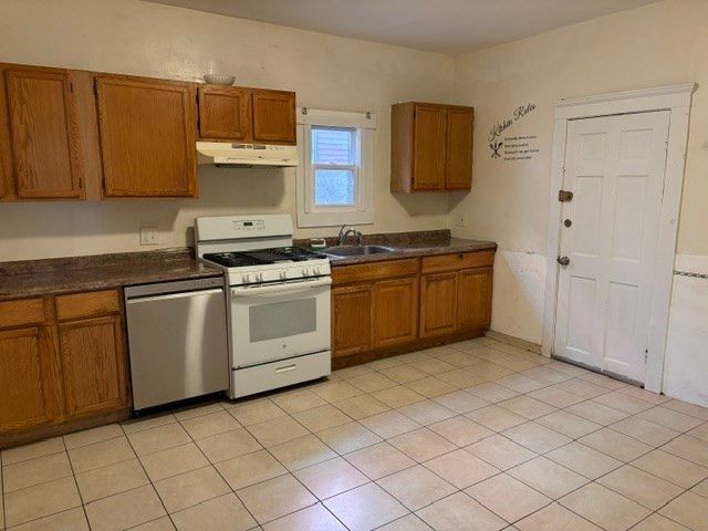 23 Tennis Road 1, Boston, MA 02126