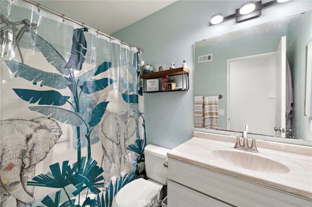 21155 Larchmont, Lake Forest, CA 92630