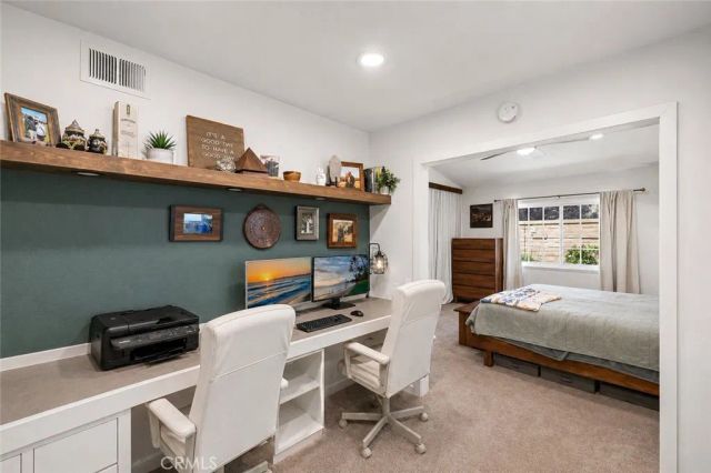 21155 Larchmont, Lake Forest, CA 92630
