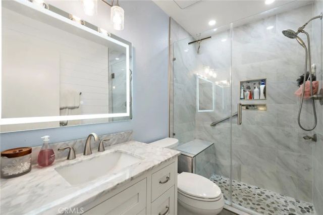 21155 Larchmont, Lake Forest, CA 92630