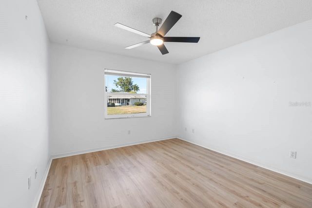 2214 HIGHCLERE CIRCLE 6, Sun City Center, FL 33573