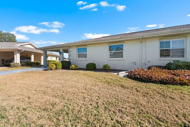 2214 HIGHCLERE CIRCLE 6, Sun City Center, FL 33573