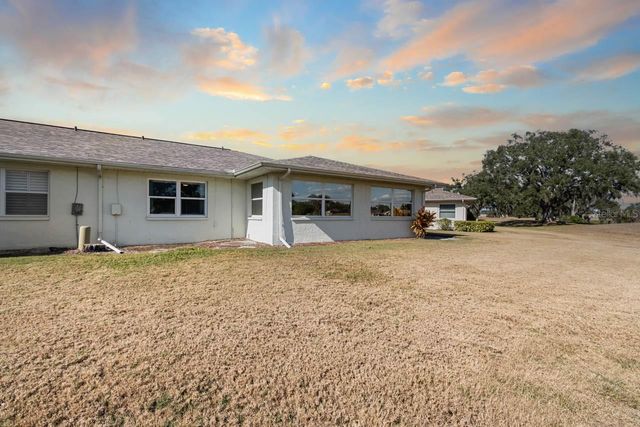 2214 HIGHCLERE CIRCLE 6, Sun City Center, FL 33573