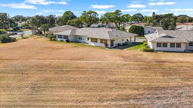 2214 HIGHCLERE CIRCLE 6, Sun City Center, FL 33573