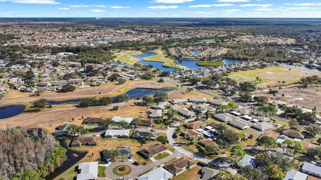 2214 HIGHCLERE CIRCLE 6, Sun City Center, FL 33573