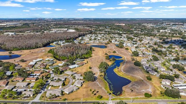 2214 HIGHCLERE CIRCLE 6, Sun City Center, FL 33573