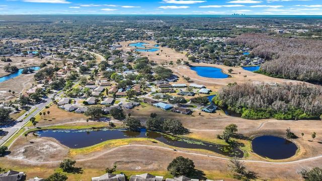 2214 HIGHCLERE CIRCLE 6, Sun City Center, FL 33573