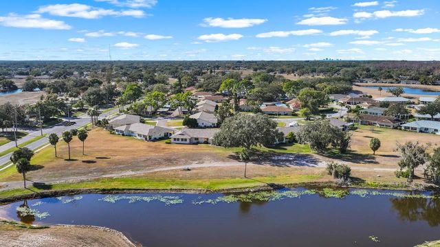 2214 HIGHCLERE CIRCLE 6, Sun City Center, FL 33573