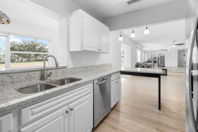 2214 HIGHCLERE CIRCLE 6, Sun City Center, FL 33573