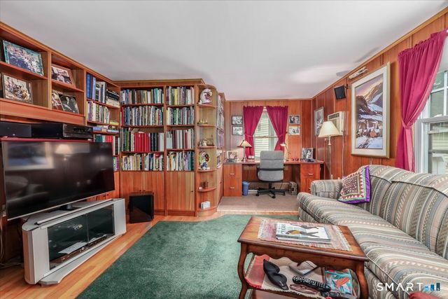 50 Obtuse Road North, Brookfield, CT 06804