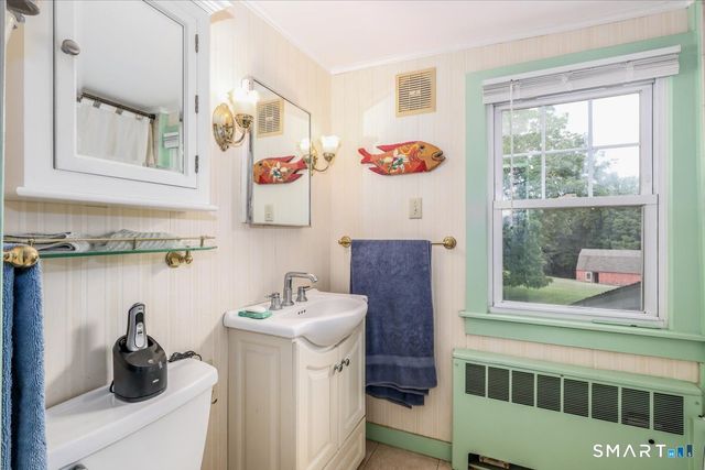 50 Obtuse Road North, Brookfield, CT 06804
