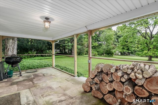 50 Obtuse Road North, Brookfield, CT 06804