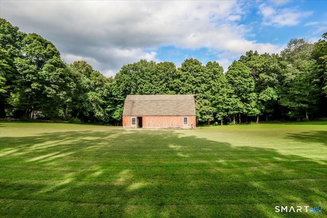50 Obtuse Road North, Brookfield, CT 06804