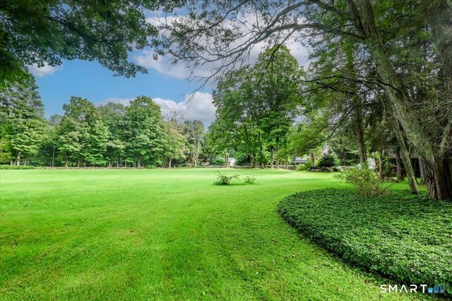 50 Obtuse Road North, Brookfield, CT 06804