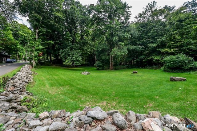 50 Obtuse Road North, Brookfield, CT 06804