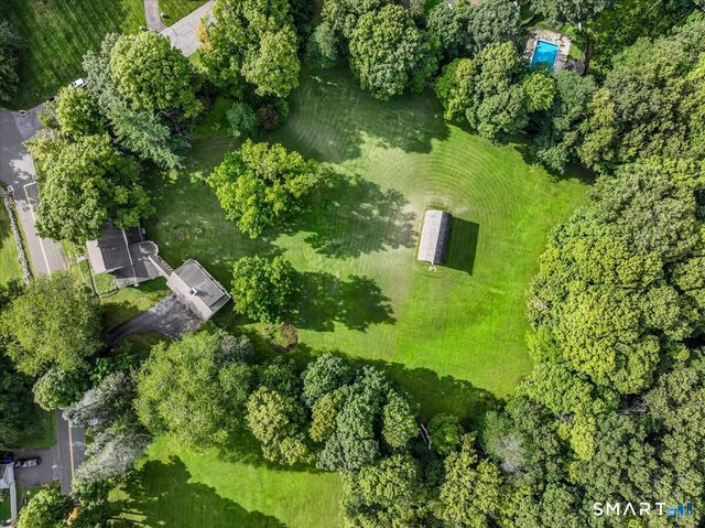 50 Obtuse Road North, Brookfield, CT 06804