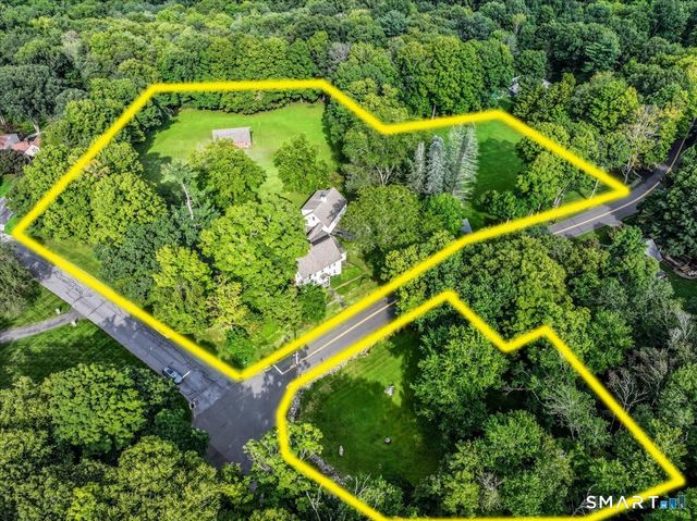 50 Obtuse Road North, Brookfield, CT 06804