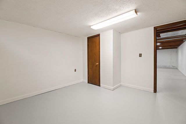 8421 W Murdock St, Wichita, KS 67212