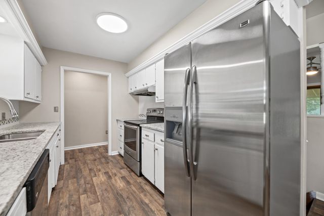 8421 W Murdock St, Wichita, KS 67212