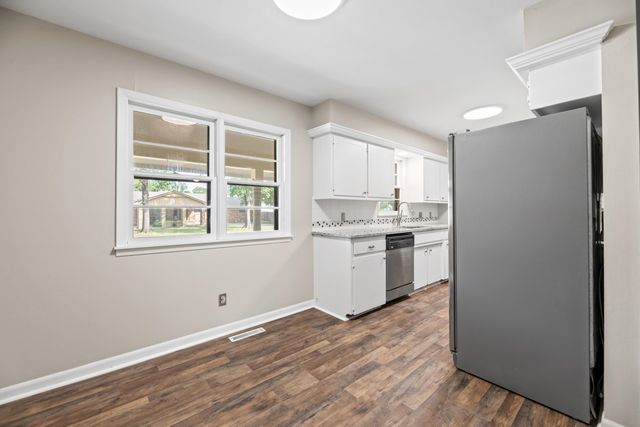 8421 W Murdock St, Wichita, KS 67212