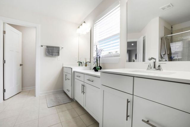 1688 Burtonwood Drive, Moore, SC 29369