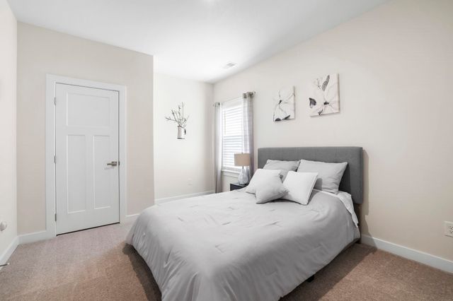 1688 Burtonwood Drive, Moore, SC 29369