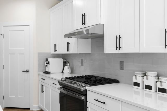 1688 Burtonwood Drive, Moore, SC 29369