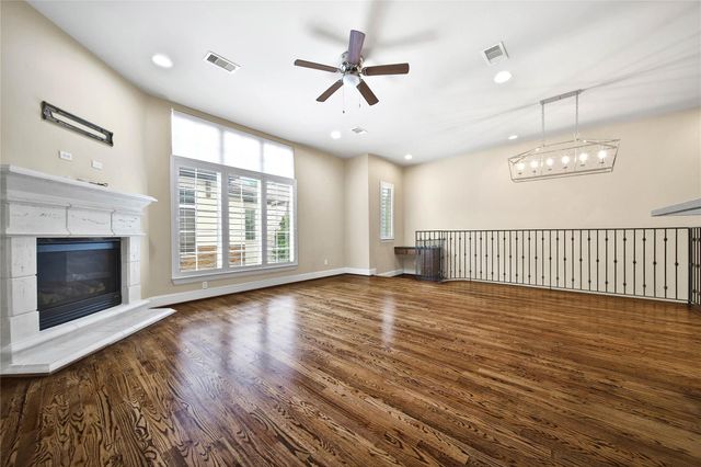 902 W 23rd Street B, Houston, TX 77008