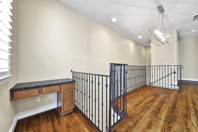 902 W 23rd Street B, Houston, TX 77008