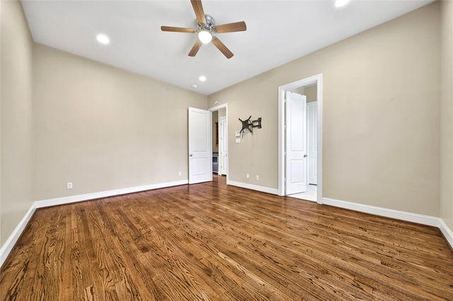 902 W 23rd Street B, Houston, TX 77008