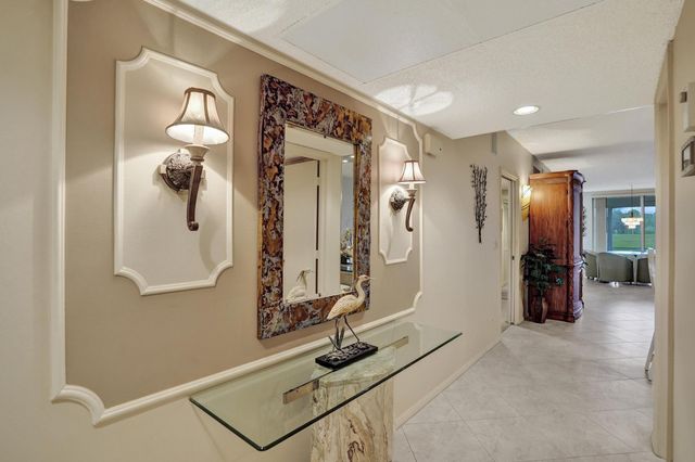 806 Cypress Boulevard 104, Pompano Beach, FL 33069