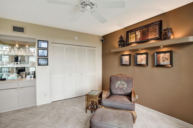 806 Cypress Boulevard 104, Pompano Beach, FL 33069