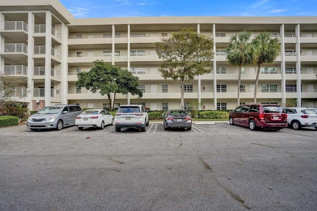 806 Cypress Boulevard 104, Pompano Beach, FL 33069