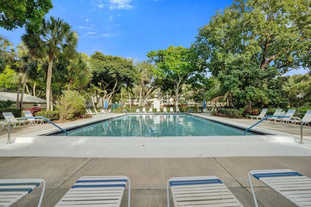 806 Cypress Boulevard 104, Pompano Beach, FL 33069