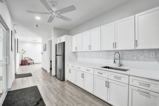 806 Cypress Boulevard 104, Pompano Beach, FL 33069