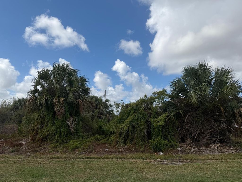 1658 SW Hampshire Lane, Port St. Lucie, Port St Lucie, FL 34953