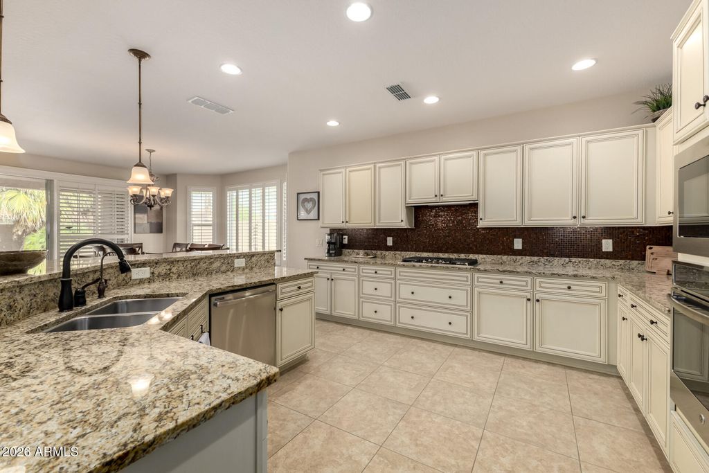 Image 11 of property listing at 4786 W NOGALES Way, Eloy, AZ 85131